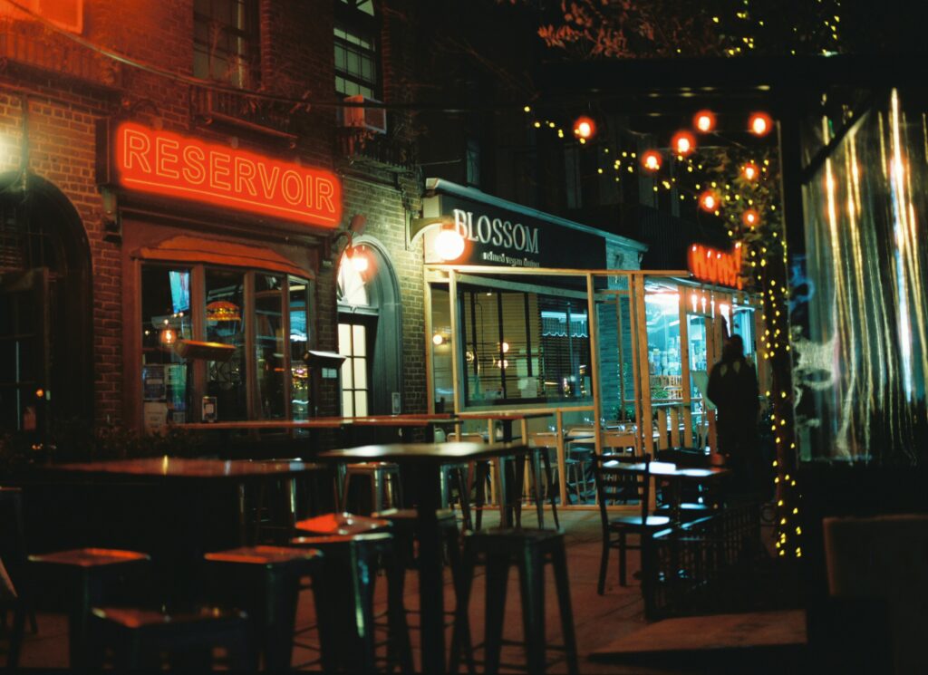 How Consumer Experience Impacts Restaurant Business Valuations